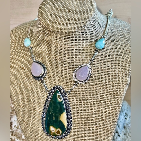 Rainforest Jasper, Chalcedony & DR Larimar Pendant Necklace - Picture 8 of 12